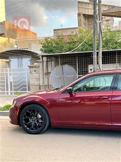 کرایسلەر 300